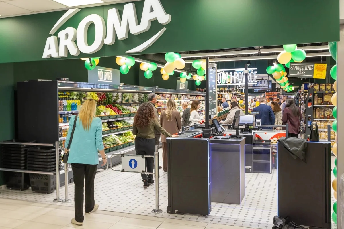Črna gora: Ponovno odprli prenovljeno Aromo v Kotorju