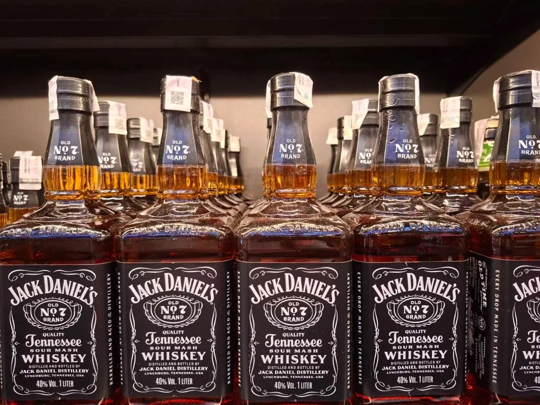 ZDA: Brown-Forman v prvem četrtletju z upadom prihodkov