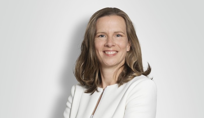 KATRIN GÖGELE-CELEDA: STOP SHOP nakupovalni centri za prijazno in praktično nakupovalno izkušnjo
