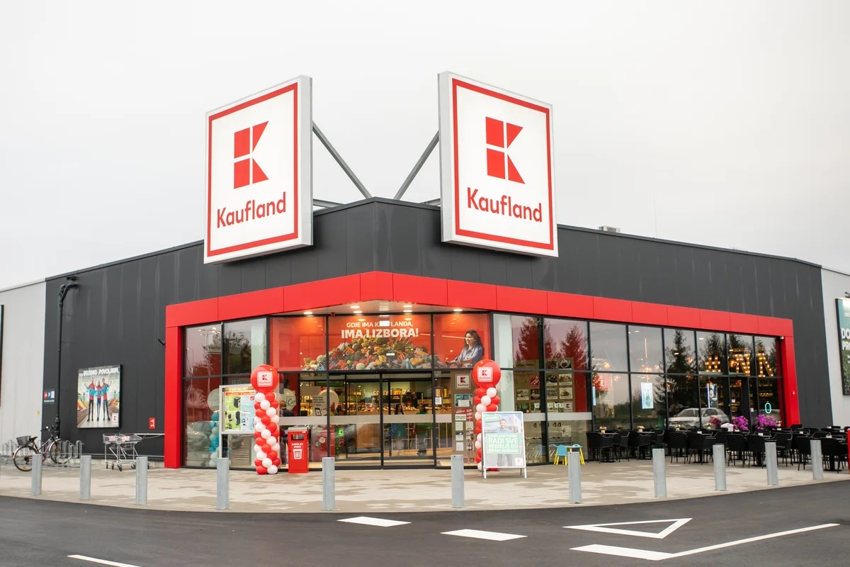 Hrvaška: Kaufland doniral 10.000 evrov pred odprtjem trgovine v Lučkem