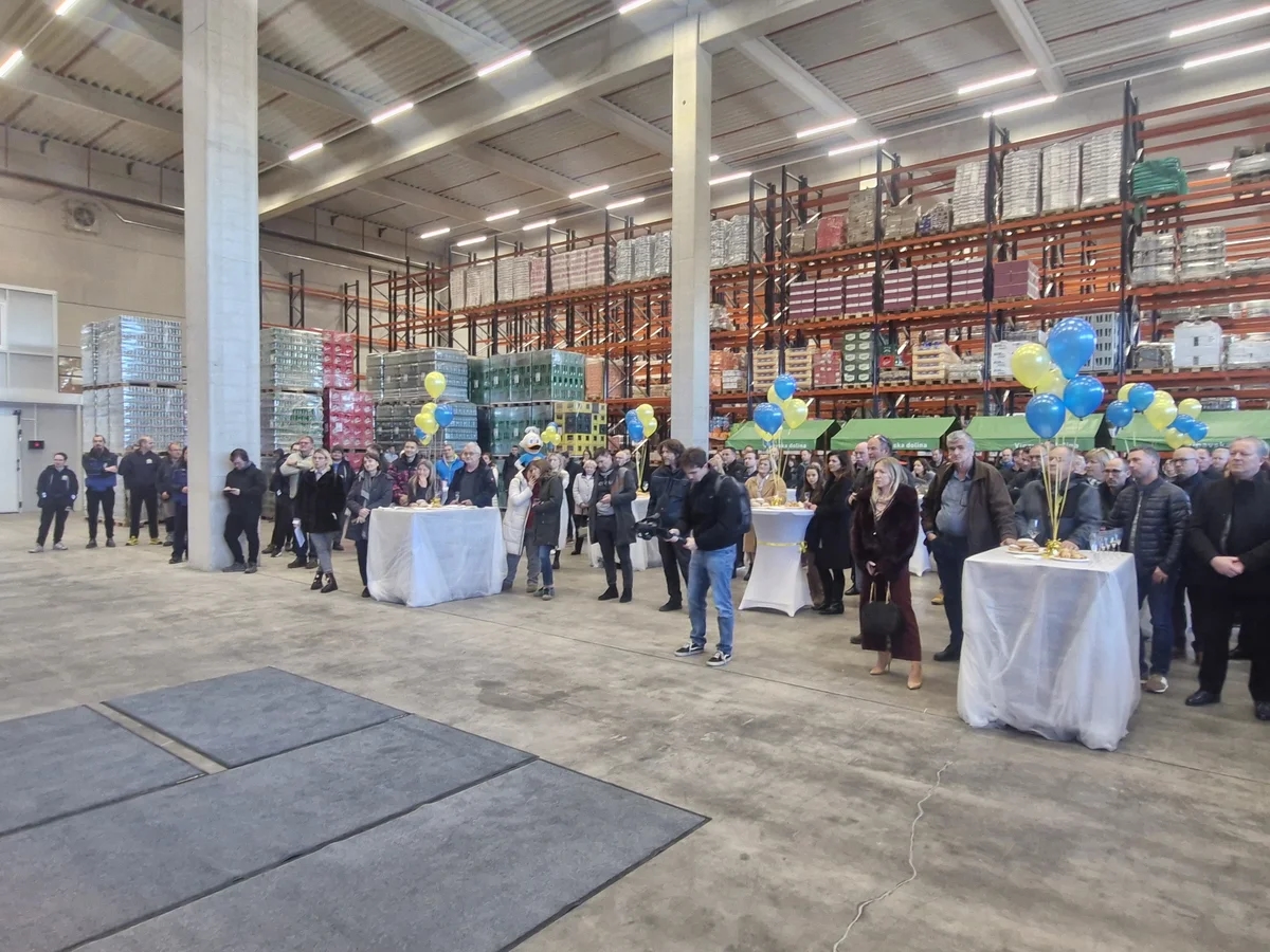 Fama odprla logistični center v Gojačah (FOTOREPORTAŽA)