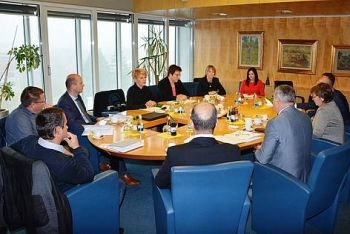 Ministrica s predstavniki živilsko-predelovalne industrije o stanju v panogi