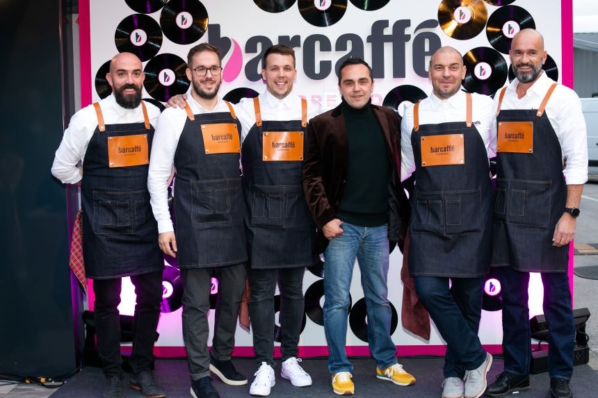 Barcaffé tudi s knjigo o kavi do (večjega) zaupanja potrošnikov