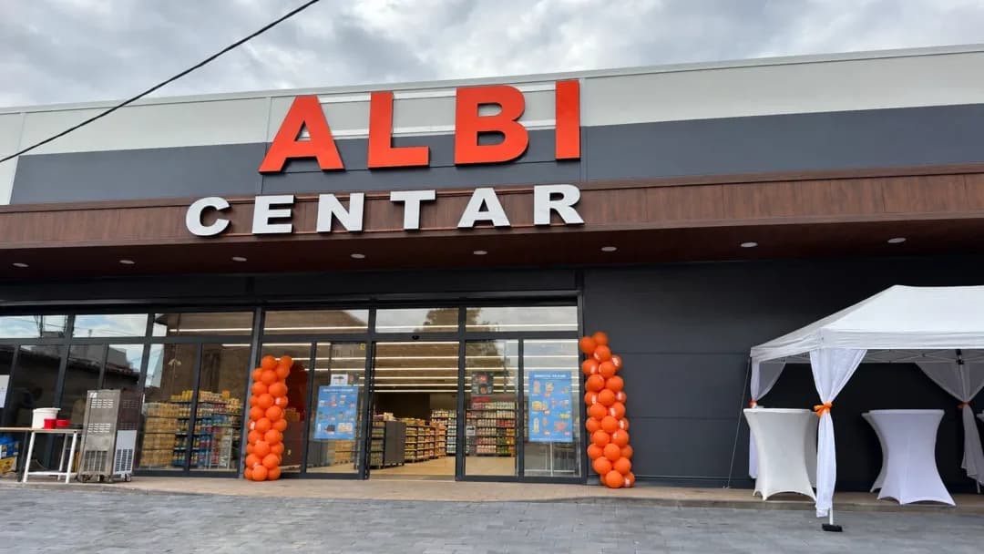 Srbija: Albi odprl trgovino v Veliki Plani