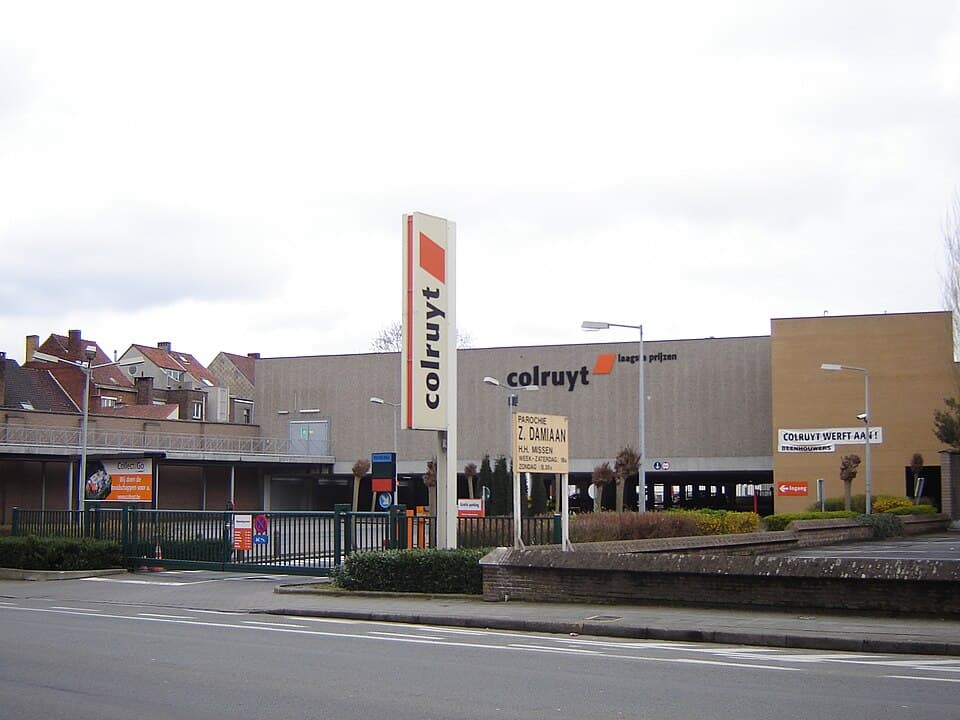 Belgija: Colruyt, Aldi in Lidl s sindikati zahtevajo enake pogoje za nedeljsko poslovanje
