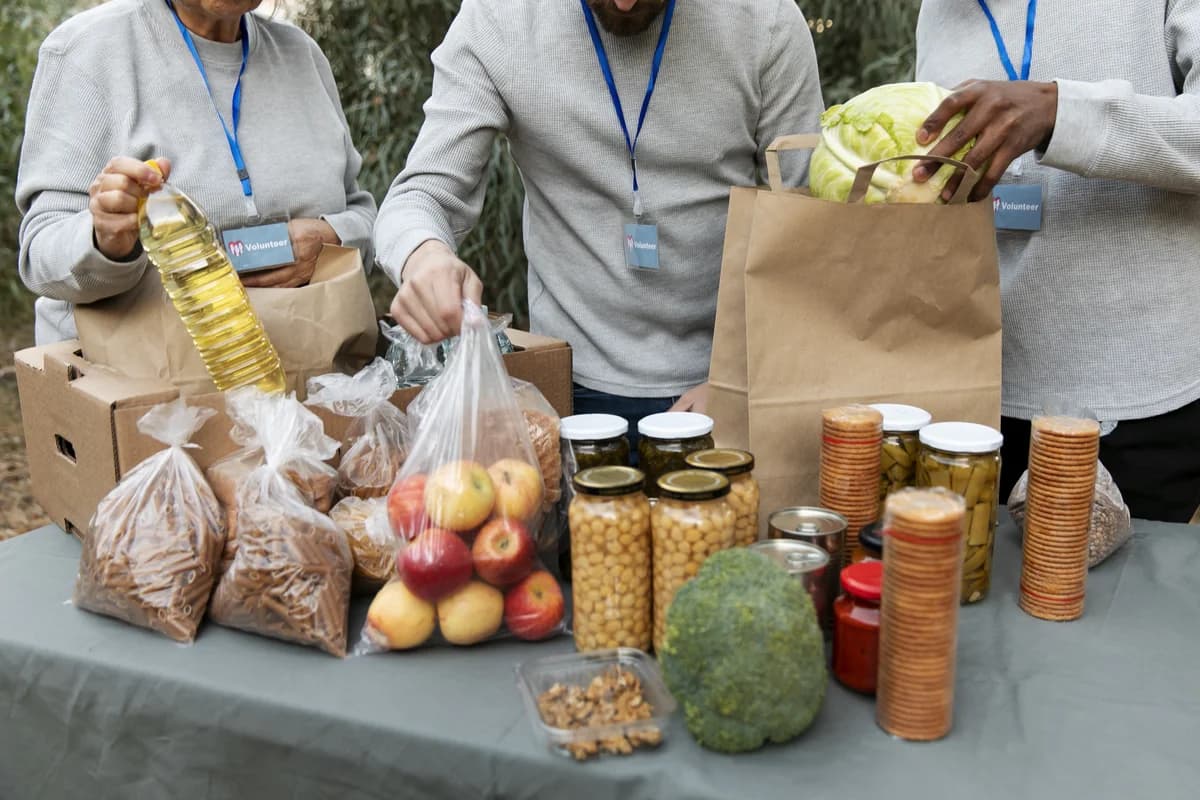 EU: Posamezni prebivalec predlani v povprečju zavrgel 129 kilogramov odpadne hrane