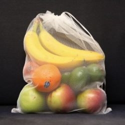 Vlada o prepovedi plastičnih vrečk, ki nastopi leta 2019