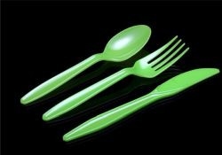 Minister Zajc o spodbujanju zmanjšanja uporabe plastičnega pribora