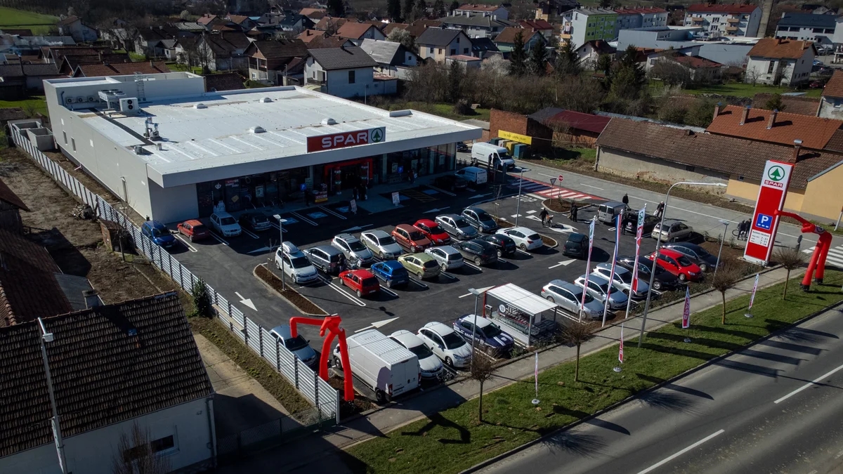 Hrvaška: Odprtje novozgrajenega supermarketa Spar v Grubišnem Polju