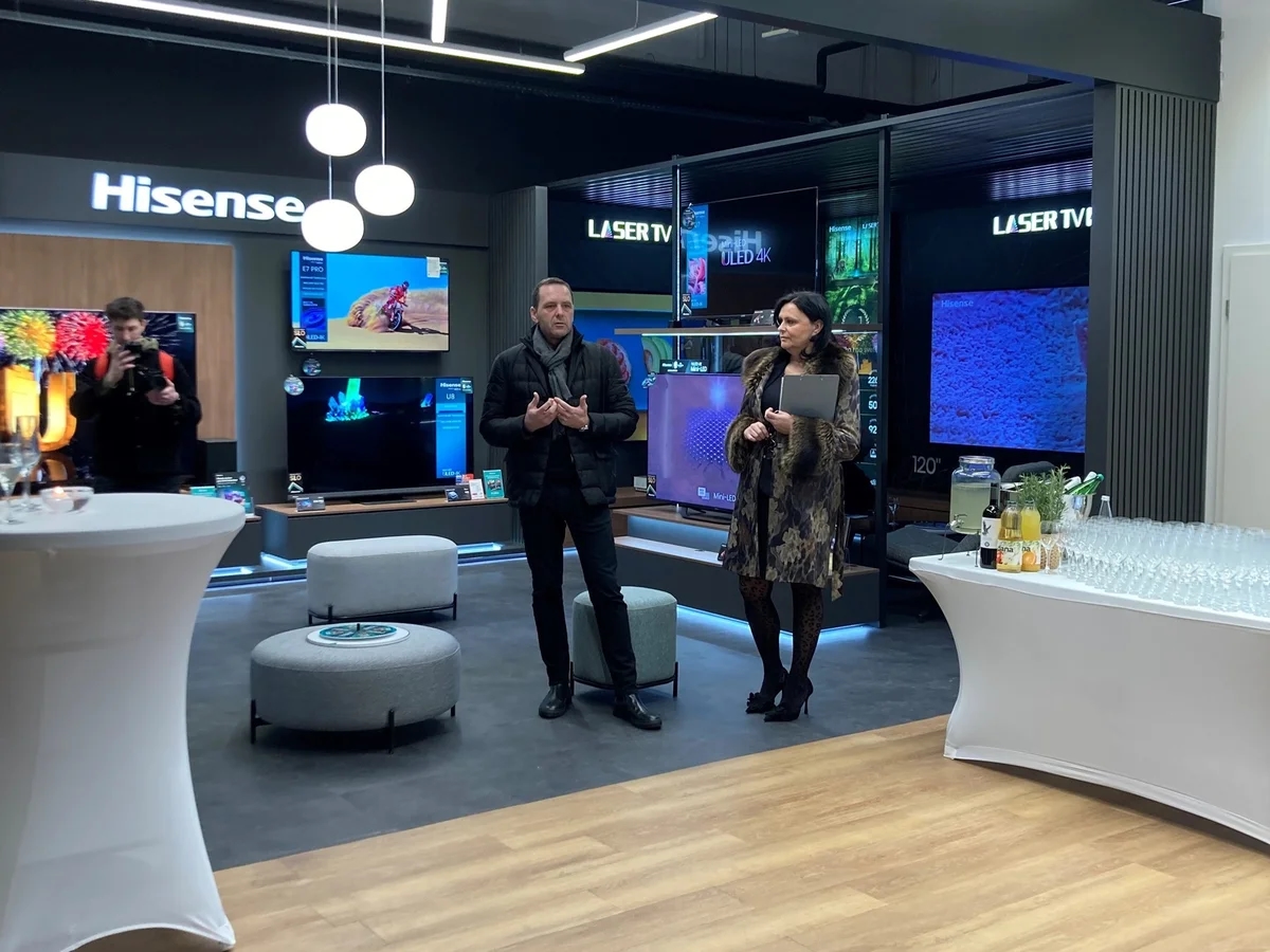 Otvoritev Hisense Gorenje »UAU kotička« v trgovini Big Bang Kranj
