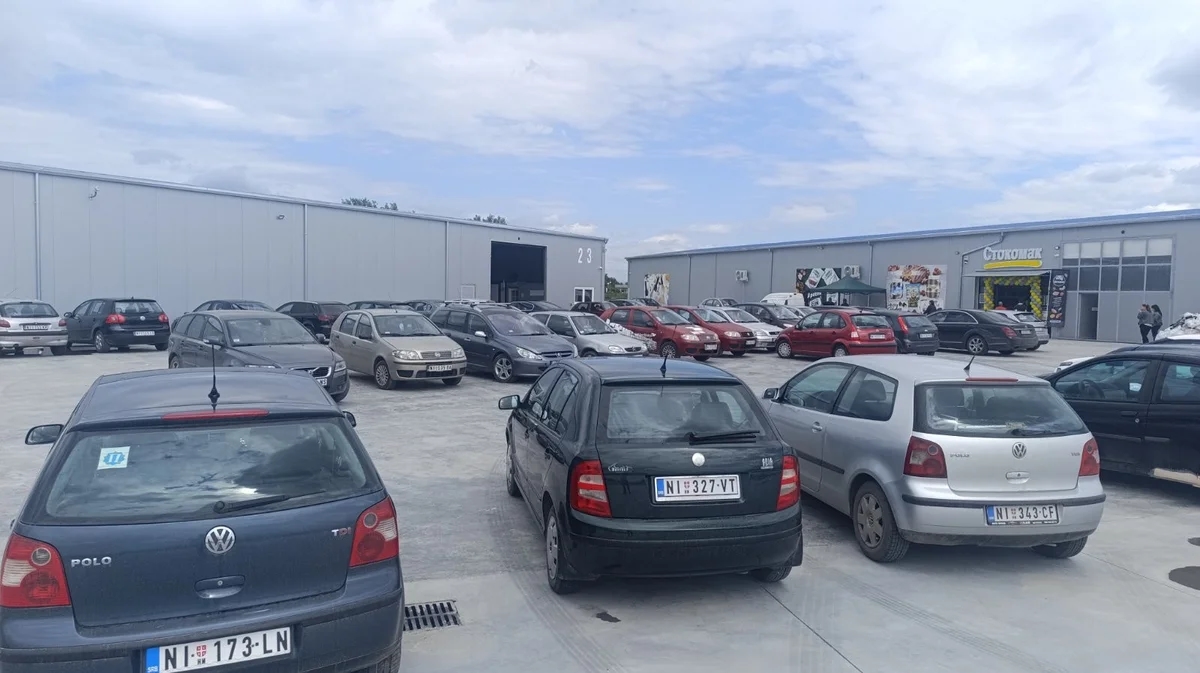 Srbija: Stokomak je odprl trgovino v Nišu