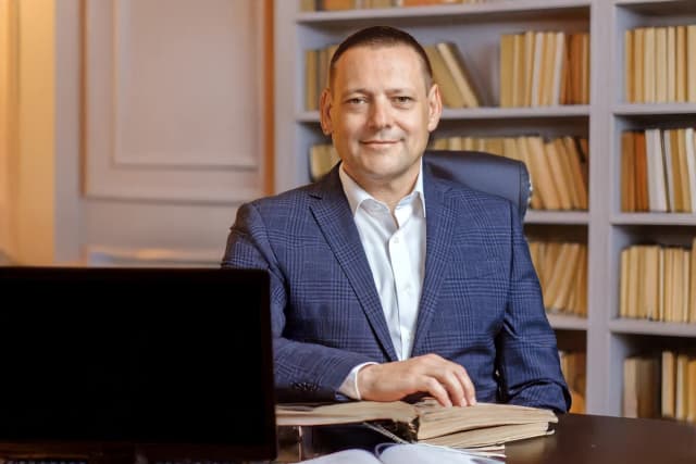 TONI BALAŽIČ, PREDSEDNIK UPRAVE AUCHAN - Madžarska: Miti in realnost FMCG-ja