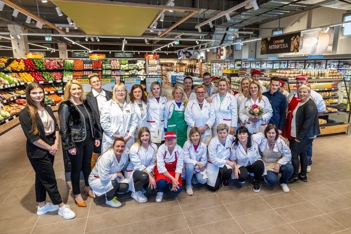 Spar s prenovljeno podobo v Novem mestu v Žabji vasi ponovno odprl vrata svoje trgovine