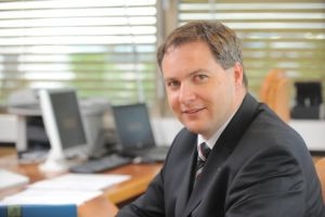 Vlada več kot podvojila pomoč gospodarstvu zaradi cen energentov